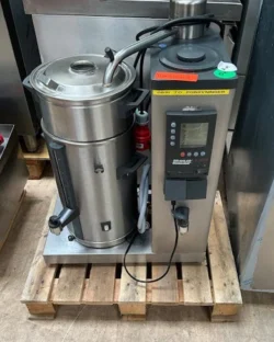 Kaffemaskine fra Bonamat B10 HW, brugt - 14 dages garanti. Du kan tilkøbe 12 mdr. for 799 kr.