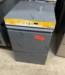 Glasopvasker fra Amika, demomodel - 14 dages garanti. Du kan tilkøbe 12 mdr. for 799 kr.