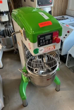 sigma røremaskine, brugt - 14 dages garanti. Du kan tilkøbe 12 mdr. for 799 kr.
