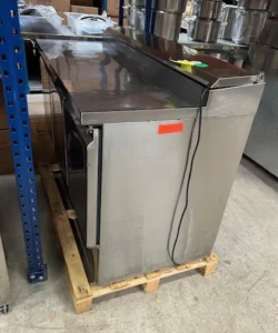 Saladette fra tefcold med 3 låger, brugt- 14 dages garanti. Du kan tilkøbe 12 mdr. for 799 kr.