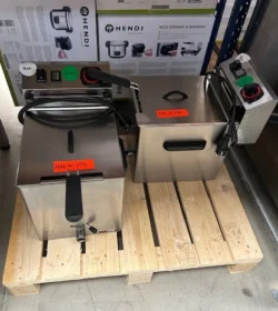 friture bordmodel 7 liter til 230V fra rm gastro - 14 dages garanti. Du kan tilkøbe 12 mdr. for 799 kr.
