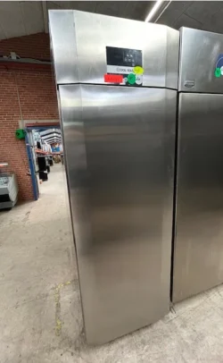 Fryseskab fra Coolhead model CN7, brugt - 14 dages garanti. Du kan tilkøbe 12 mdr. for 799 kr.