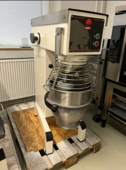 Røremaskine fra Bjørn 40 liter, brugt