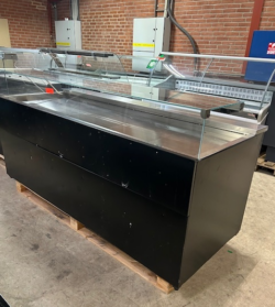 køledisk med lavt frontglas, brugt - 14 dages garanti. Du kan tilkøbe 12 mdr. for 799 kr.