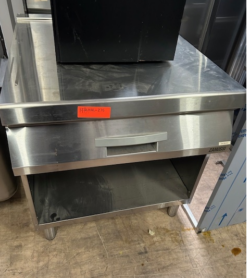 neutralsektion fra Zanussi, måler 800x900x850, brugt - 14 dages garanti. Du kan tilkøbe 12 mdr. for 799 kr.