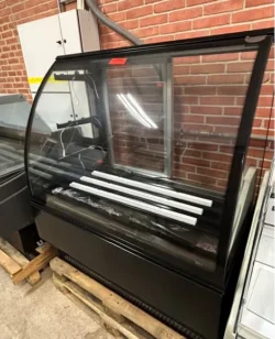 kølemontre med buet glas 120cm bred, brugt - 14 dages garanti. Du kan tilkøbe 12 mdr. for 799 kr.