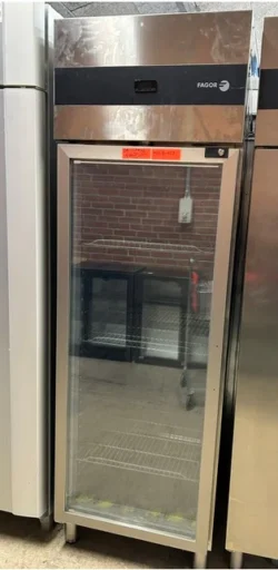 fryseskab med glaslåge fra Fagor model CUN-11g, brugt - 14 dages garanti. Du kan tilkøbe 12 mdr. for 799 kr.