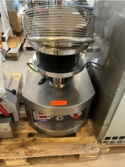 pizzapresser fra Cuppone, brugt - 14 dages garanti. Du kan tilkøbe 12 mdr. for 799 kr.