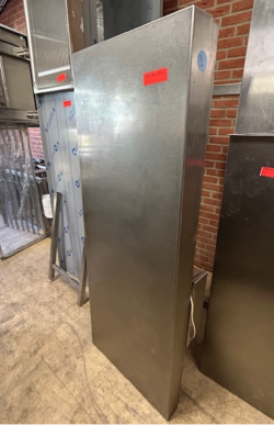 hæve sænkebord 1650x650x800/1000 brugt - 14 dages garanti. Du kan tilkøbe 12 mdr. for 799 kr.