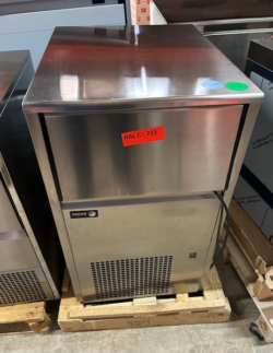 Fagor isterningemaskine model FIM60, brugt - 14 dages garanti. Du kan tilkøbe 12 mdr. for 799 kr.