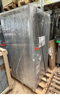 stålbord med vask i venstre side 1600x700x900, demo- 14 dages garanti. Du kan tilkøbe 12 mdr. for 799 kr.