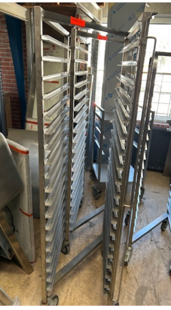 stikvogn til 360x700 plader, brugt - 14 dages garanti. Du kan tilkøbe 12 mdr. for 799 kr.