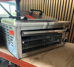 Toaster fra Hendi, brugt - 14 dages garanti. Du kan tilkøbe 12 mdr. for 799 kr.