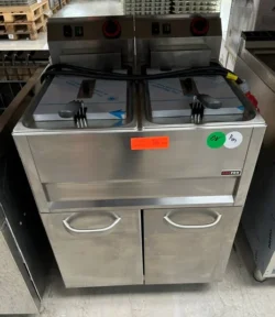 friture fra redfox, Brugt, RM Gastro CZ s.r.o. FE 61/13ELT - 14 dages garanti. Du kan tilkøbe 12 mdr. for 799 kr.