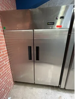 dobbelt køleskab fra Basic, Brugt, Rightway Asia RP14 - 14 dages garanti. Du kan tilkøbe 12 mdr. for 799 kr.