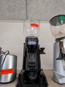 kaffekværn fra maxima, brugt - 14 dages garanti. Du kan tilkøbe 12 mdr. for 799 kr.