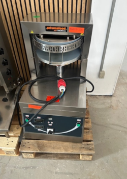 pizzapresser fra prismafood, brugt - 14 dages garanti. Du kan tilkøbe 12 mdr. for 799 kr.