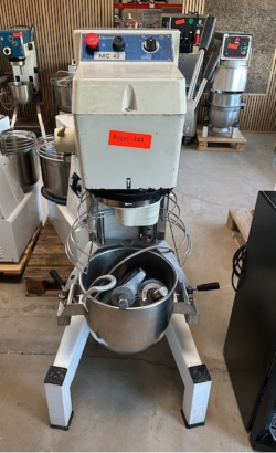 røremaskine fra Electrolux model mc-40, brugt - 14 dages garanti. Du kan tilkøbe 12 mdr. for 799 kr.