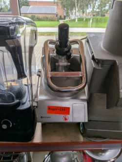 grøntsnitter fra Hendi, brugt - 14 dages garanti. Du kan tilkøbe 12 mdr. for 799 kr.
